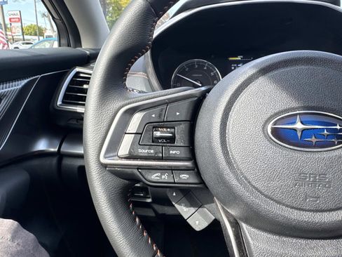 Used 2023 Subaru Crosstrek 2.5i Limited w/ Moonroof Package image 18