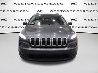 Used 2017 Jeep Cherokee Latitude w/ Comfort/Convenience Group video 2