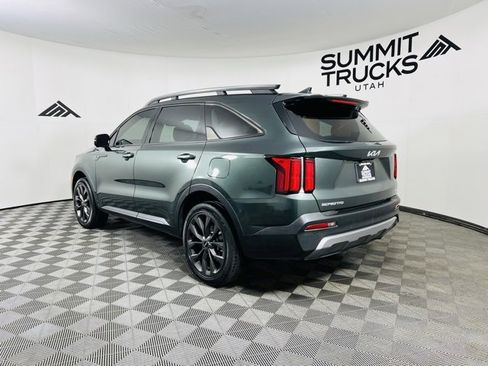 Used 2023 Kia Sorento SX Prestige image 3