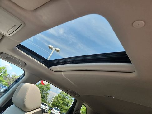 Used 2024 Honda CR-V EX image 16