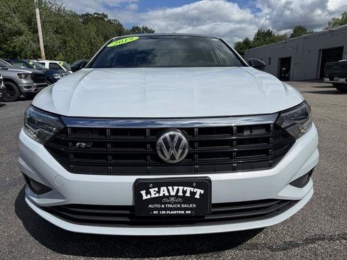 Used 2019 Volkswagen Jetta R-Line FWD image 3