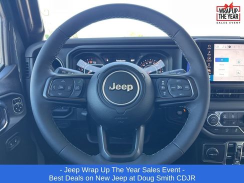 New 2025 Jeep Gladiator Rubicon w/ Convenience Group image 11