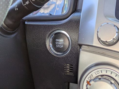 Used 2022 Toyota 4Runner SR5 Premium w/ Moonroof Package image 21