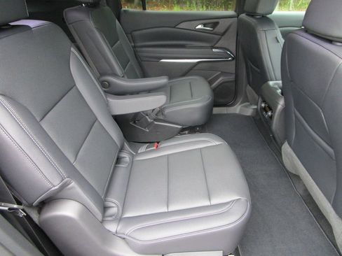 New 2026 Chevrolet Traverse LT FWD image 19