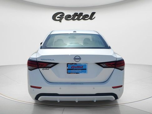 Used 2025 Nissan Sentra SV w/ SV Premium Package FWD image 6