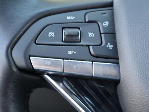 Certified 2025 Cadillac XT6 Premium Luxury image 25