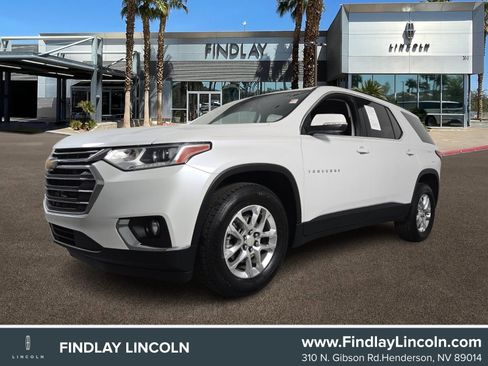 Used 2021 Chevrolet Traverse LT image 1