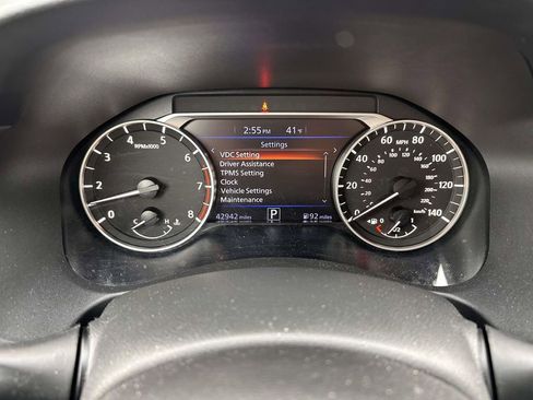 Used 2024 Nissan Altima 2.5 SV FWD image 18