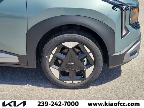 New 2027 Kia Seltos S FWD image 7