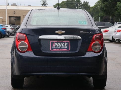 Used 2015 Chevrolet Sonic LT FWD image 6