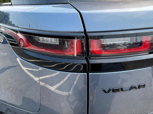 Used 2022 Land Rover Range Rover Velar R-Dynamic S AWD/4WD image 22