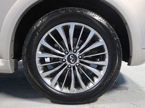 Used 2021 INFINITI QX80 Sensory w/ All-Season Package image 44