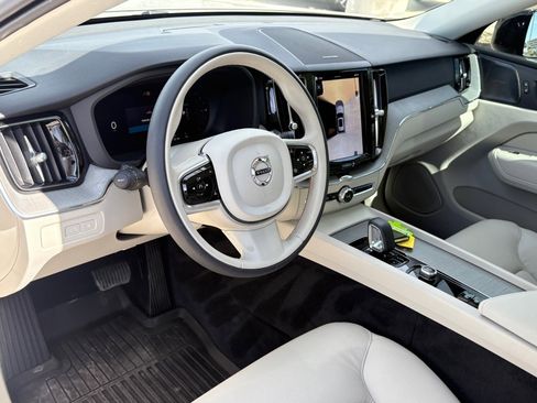 Certified 2024 Volvo XC60 T8 Plus w/ Protection Package Premier image 15