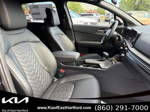 New 2026 Kia Sportage X-Line w/ X-Line Premium Package AWD/4WD image 9