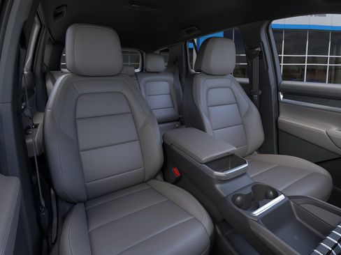 New 2026 GMC Terrain Elevation FWD image 17