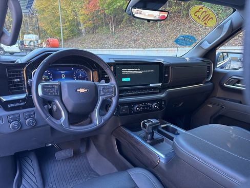 Certified 2023 Chevrolet Silverado 1500 LTZ w/ Technology Package image 20