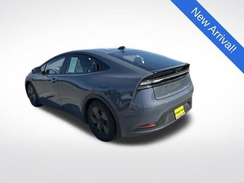 Used 2025 Toyota Prius Plug-In Hybrid FWD image 5
