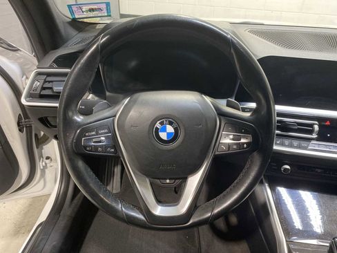 Used 2019 BMW 330i xDrive Sedan w/ Convenience Package AWD/4WD image 15