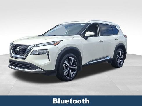 Used 2021 Nissan Rogue Platinum image 4