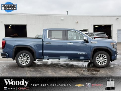 Certified 2025 GMC Sierra 1500 Denali image 9