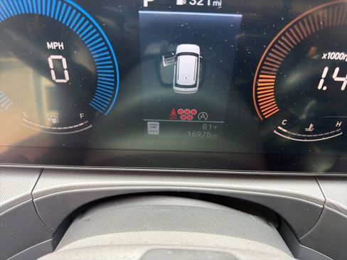 Used 2026 Hyundai Santa Fe SEL FWD image 13