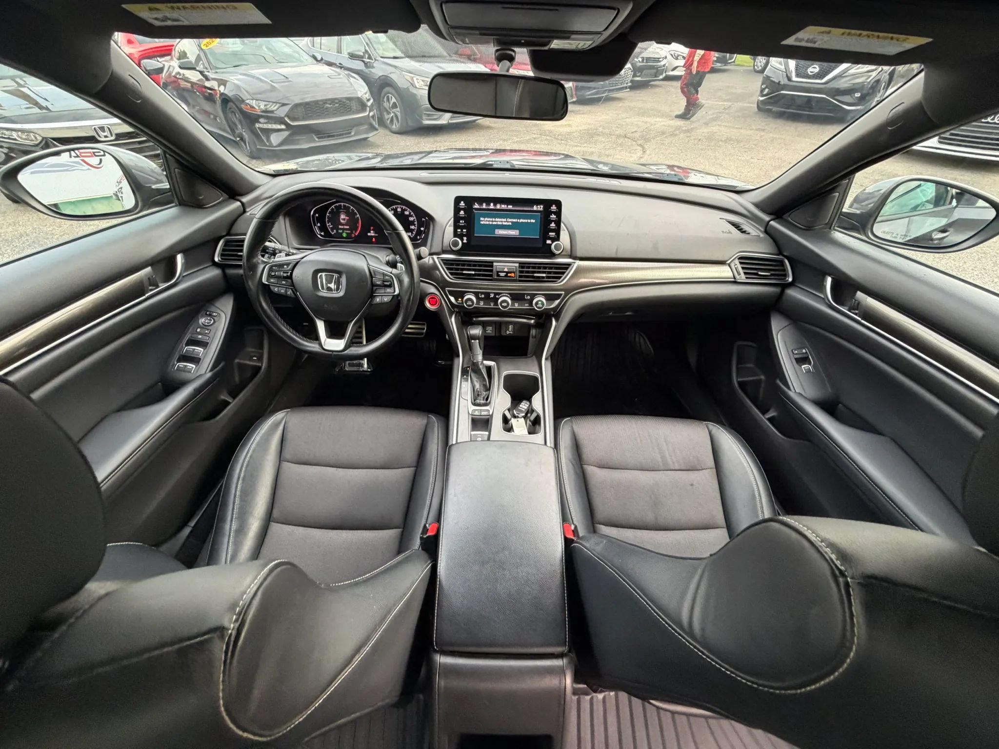 Used 2018 Honda Accord Sport image 32