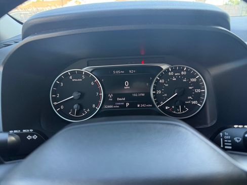 Used 2025 Nissan Rogue SV FWD image 42