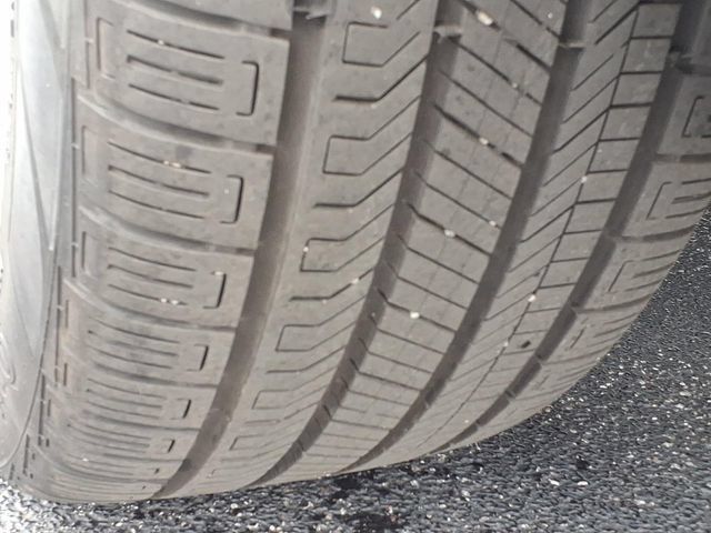 Certified 2024 Chevrolet Equinox EV LT FWD image 11