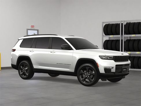 New 2025 Jeep Grand Cherokee L Limited w/ Black Appearance Package image 7