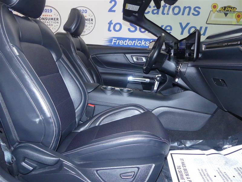Used 2025 Ford Mustang Premium RWD image 8
