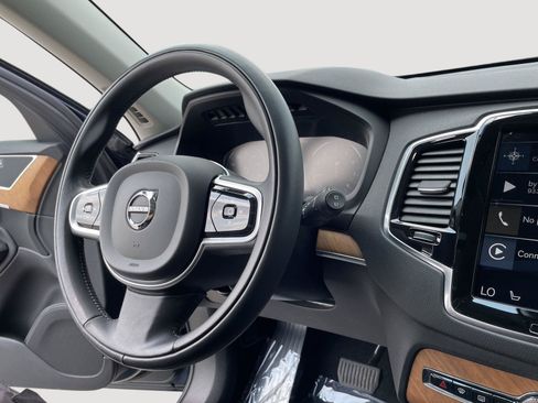 Used 2021 Volvo XC90 T6 Momentum w/ Advanced Package AWD/4WD image 30