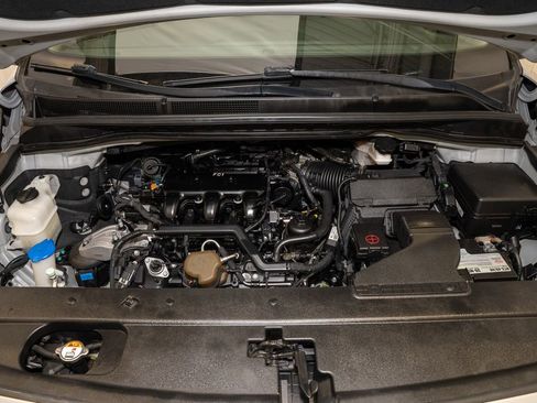 Used 2015 Kia Sedona SX image 21