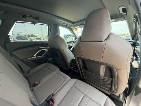 Used 2025 Audi Q5 Premium Plus w/ Premium Plus AWD/4WD image 26