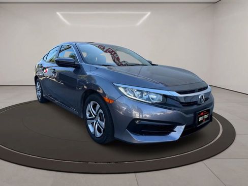 Used 2018 Honda Civic LX image 3