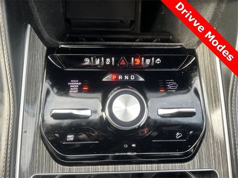 Used 2022 Jeep Wagoneer Series III image 45