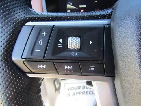Used 2025 Mitsubishi Outlander SEL AWD/4WD image 30