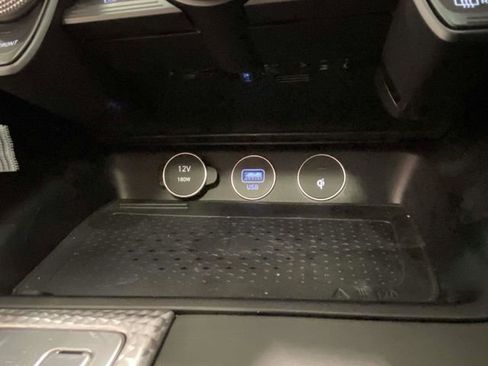 Used 2023 Genesis G70 3.3T w/ Sport Prestige Package image 22