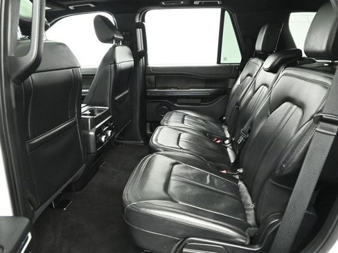 Used 2021 Ford Expedition Limited image 14