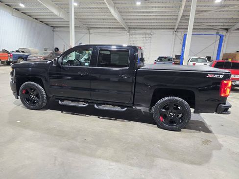 Used 2017 Chevrolet Silverado 1500 LTZ Z71 w/ Redline Edition AWD/4WD image 6