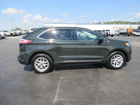 Used 2022 Ford Edge SEL w/ Convenience Package AWD/4WD image 5