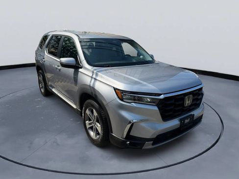 Used 2024 Honda Pilot EX-L image 6