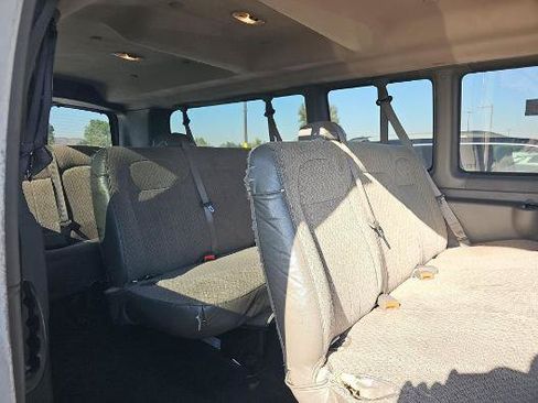 Used 2020 Chevrolet Express 3500 LT w/ LT Preferred Equipment Group RWD image 8