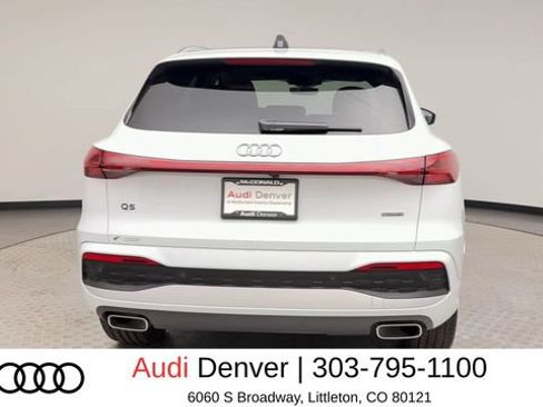 Used 2025 Audi Q5 Premium Plus w/ Premium Plus AWD/4WD image 3