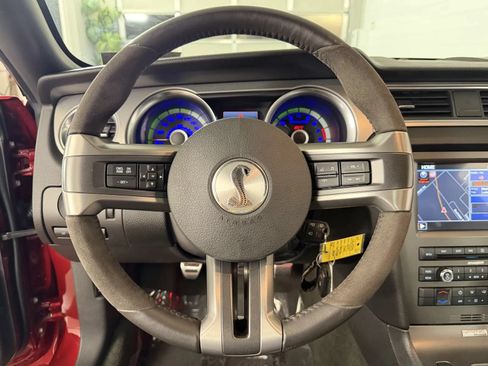 Used 2014 Ford Mustang Shelby GT500 w/ Equipment Group 821A RWD image 23