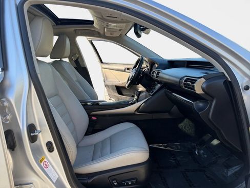 Used 2014 Lexus IS 250 AWD w/ Luxury Package w/Gray Wood image 13