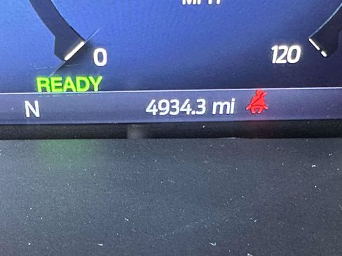 Used 2025 Ford F150 XLT w/ Equipment Group 302A MID AWD/4WD image 31