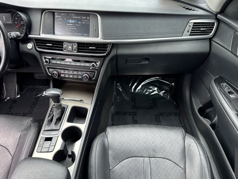 Used 2019 Kia Optima EX w/ Technology Package FWD image 32