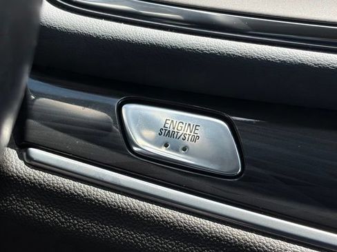 Used 2021 Buick Enclave Essence w/ LPO, Touring Package FWD image 26