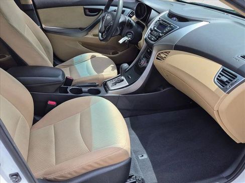 Used 2013 Hyundai Elantra GLS w/ Preferred Pkg FWD image 19