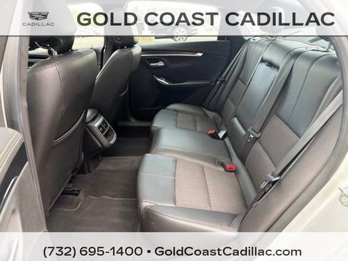 Used 2017 Chevrolet Impala LT w/ Convenience Package FWD image 9